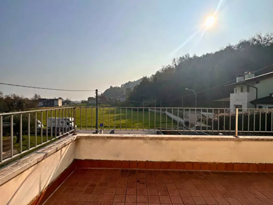 Immagine 13 di Casa bifamiliare in vendita  in Via Ortolani 24 a Malo