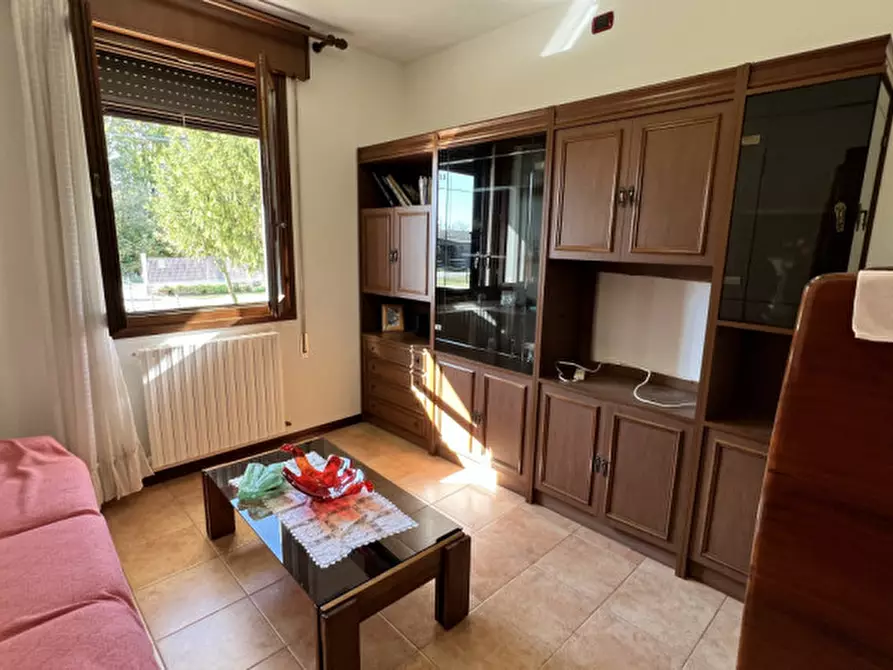 Immagine 11 di Casa indipendente in vendita  in Via Santa Cecilia, 13 a Correzzola