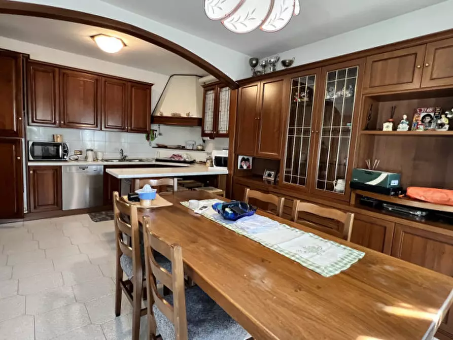 Immagine 23 di Casa indipendente in vendita  in Via Santa Cecilia, 13 a Correzzola