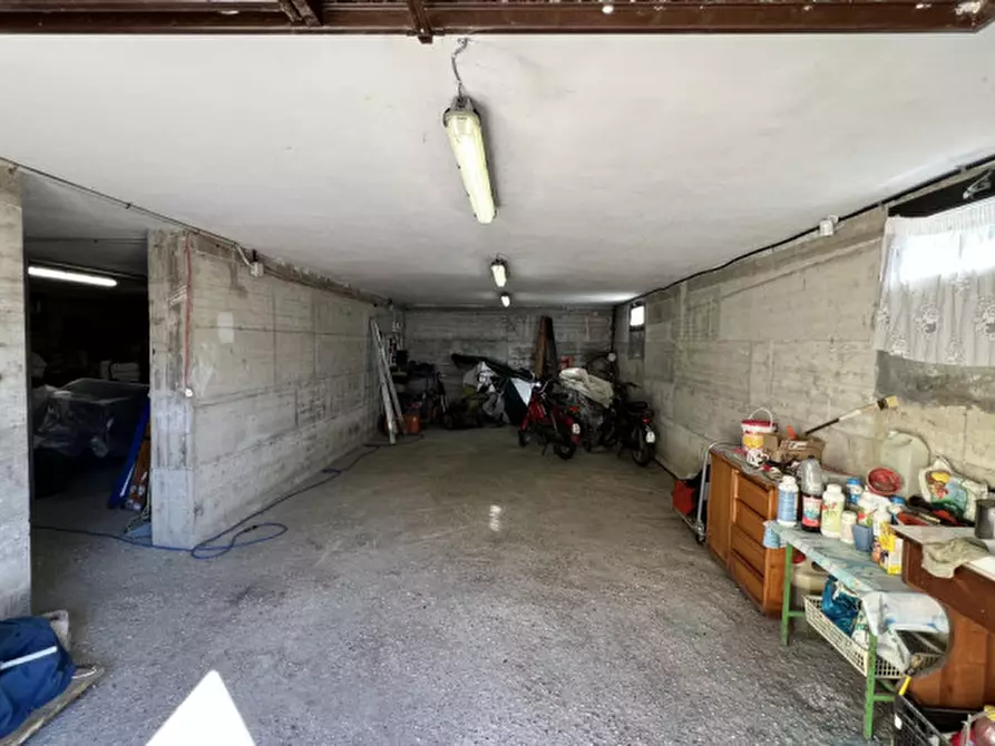 Immagine 33 di Casa indipendente in vendita  in Via Santa Cecilia, 13 a Correzzola