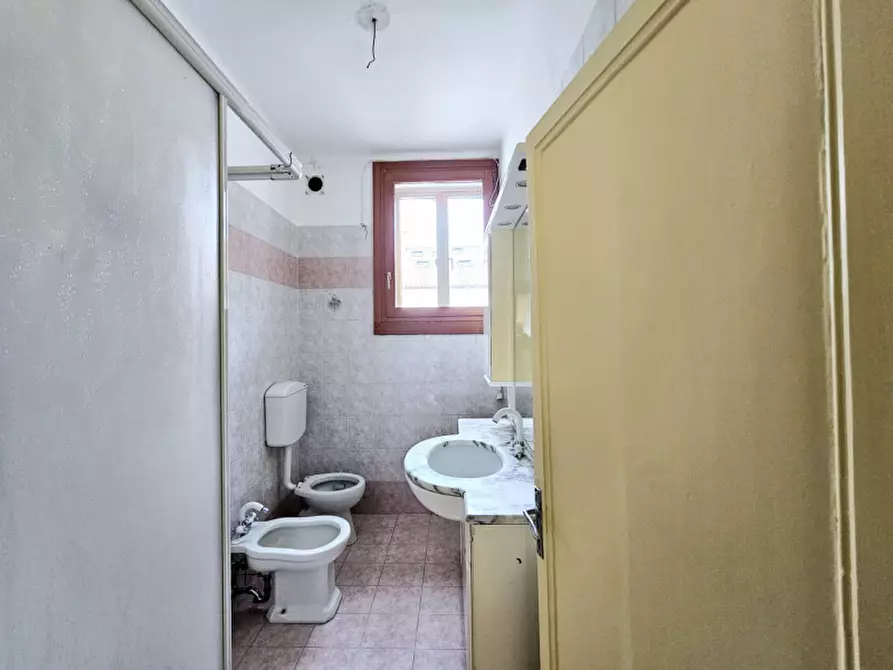 Immagine 9 di Appartamento in vendita  in via san rocco a Este