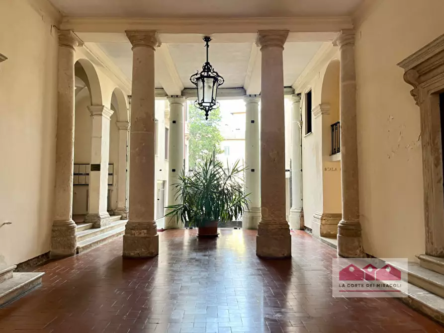 Immagine 5 di Appartamento in vendita  in Contra' Carpagnon a Vicenza