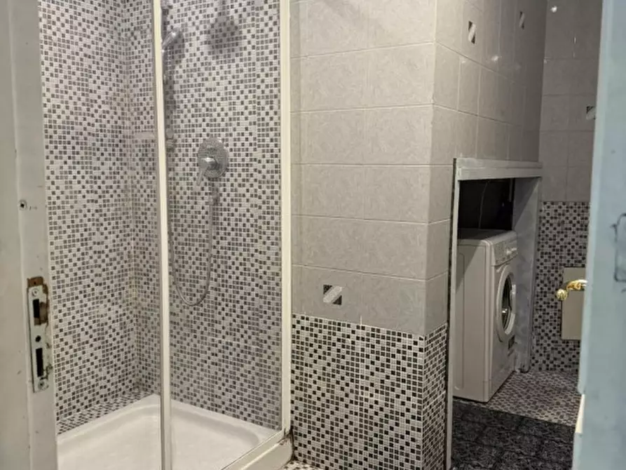 Immagine 3 di Camera in affitto  in Vico Taverna Penta 9 a Napoli