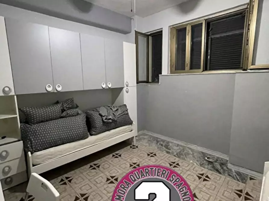 Immagine 11 di Camera in affitto  in Vico Taverna Penta 9 a Napoli