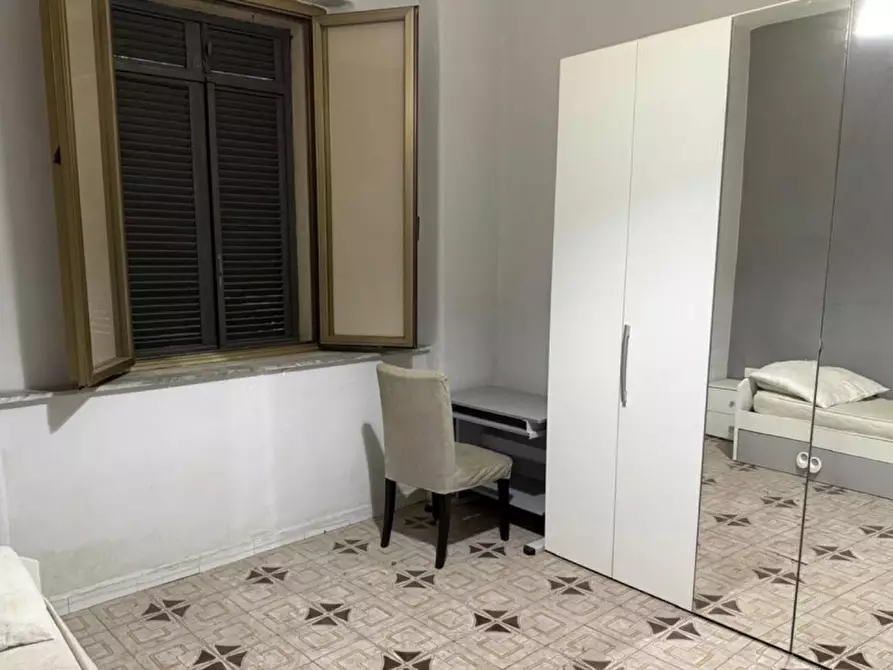 Immagine 18 di Camera in affitto  in Vico Taverna Penta 9 a Napoli