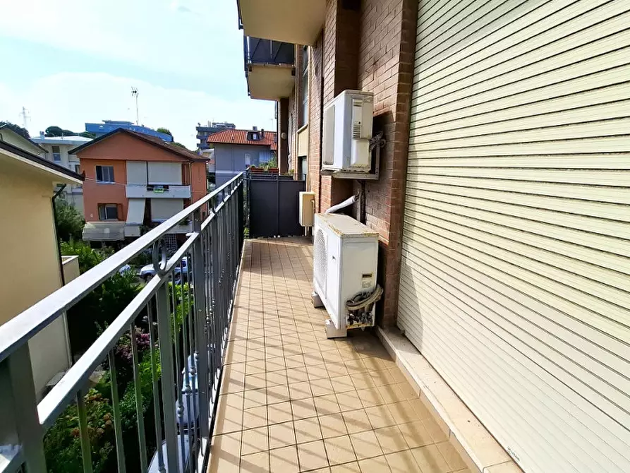 Immagine 12 di Appartamento in vendita  in via Cesare Battisti a Misano Adriatico