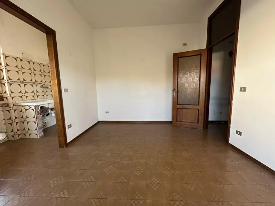 Immagine 9 di Appartamento in vendita  a Senigallia