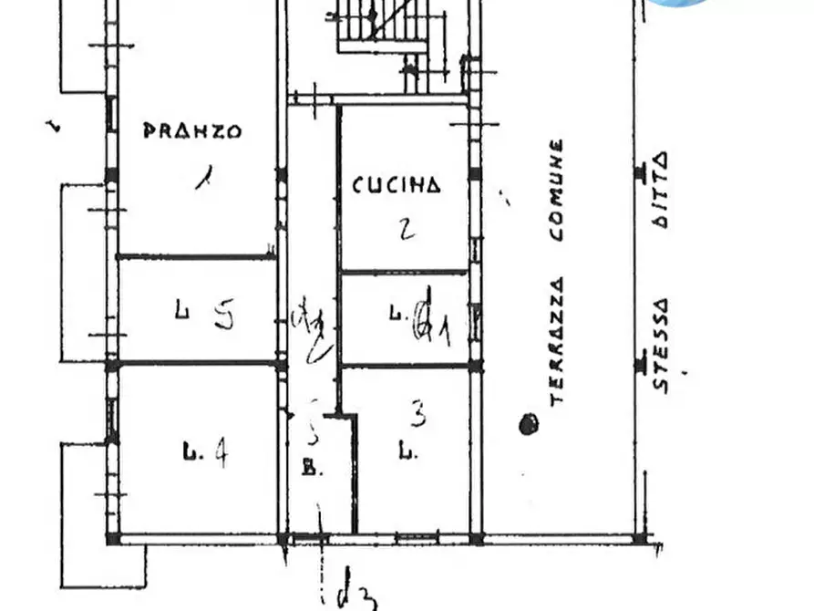 Immagine 25 di Palazzo in vendita  in via fossombrone a Pesaro