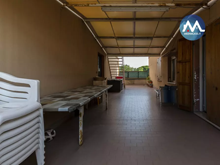 Immagine 32 di Palazzo in vendita  in via fossombrone a Pesaro