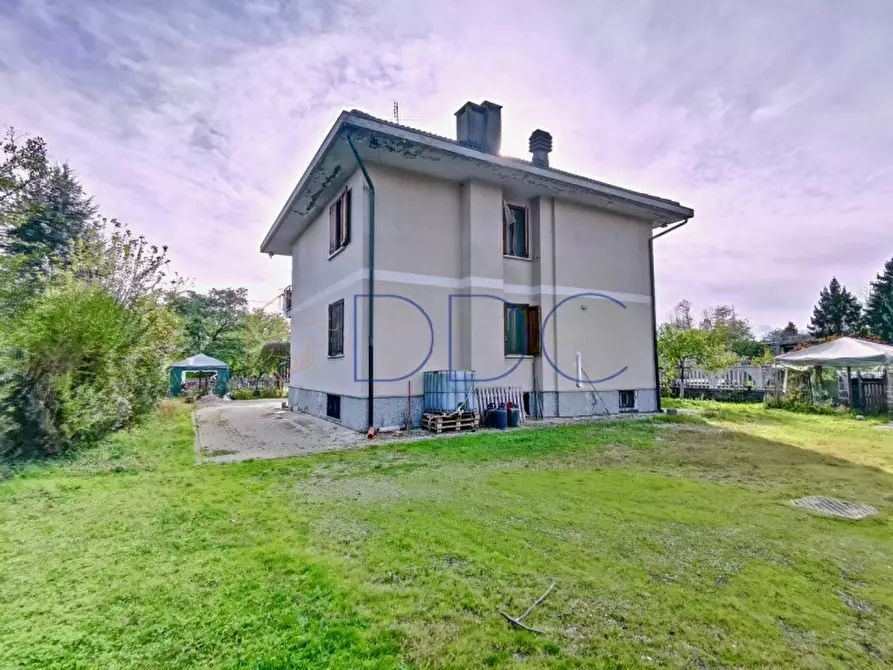 Immagine 15 di Appartamento in vendita  in località Tedeschi 108 a Leini