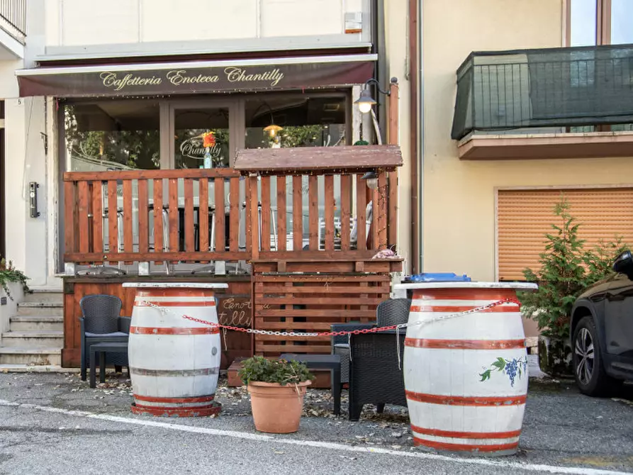 Immagine 11 di Attività commerciale in vendita  in piazza Don Angelo vinco a Cerro Veronese