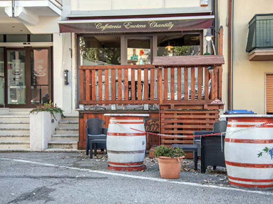 Immagine 12 di Attività commerciale in vendita  in piazza Don Angelo vinco a Cerro Veronese