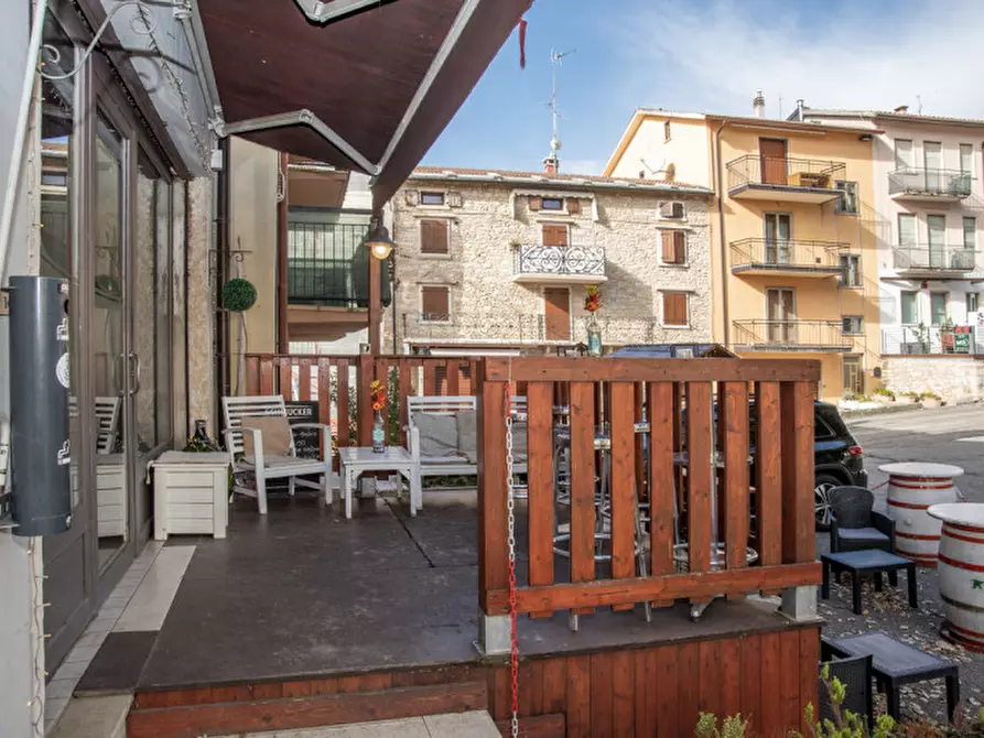 Immagine 14 di Attività commerciale in vendita  in piazza Don Angelo vinco a Cerro Veronese