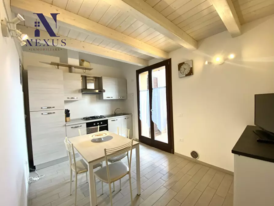 Immagine 1 di Appartamento in vendita  a Mondolfo