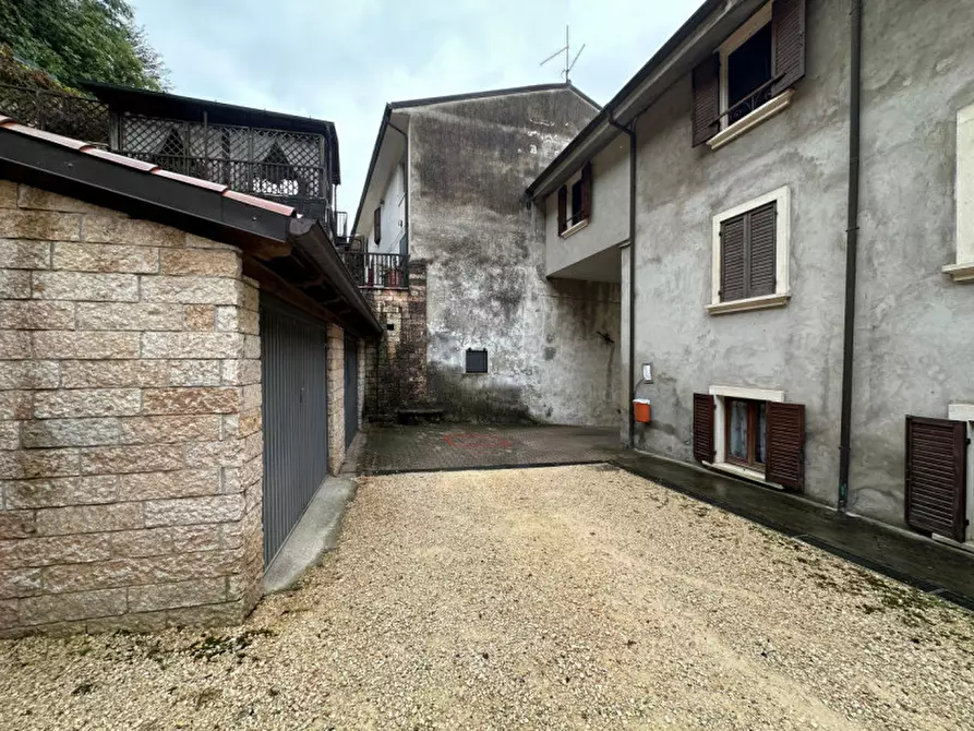 Immagine 14 di Appartamento in vendita  in VIA ROMA a Badia Calavena