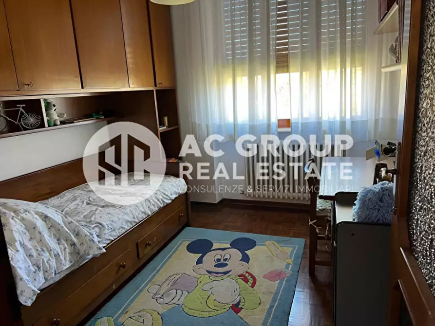 Immagine 21 di Appartamento in vendita  in Via Vittorio Veneto a Solaro