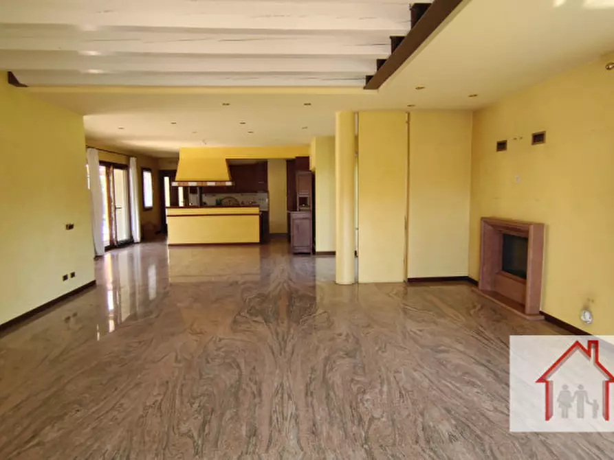 Immagine 2 di Casa indipendente in vendita  in Via Montegrappa 2 a Povegliano