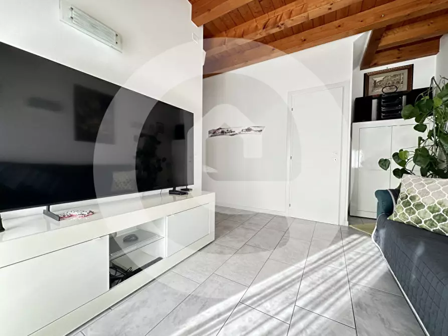 Immagine 4 di Casa trifamiliare in vendita  in Via Fratta a Borgoricco