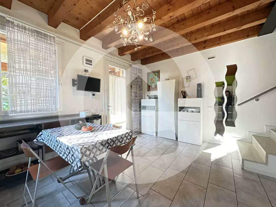 Immagine 9 di Casa trifamiliare in vendita  in Via Fratta a Borgoricco