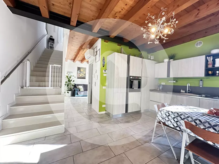 Immagine 10 di Casa trifamiliare in vendita  in Via Fratta a Borgoricco