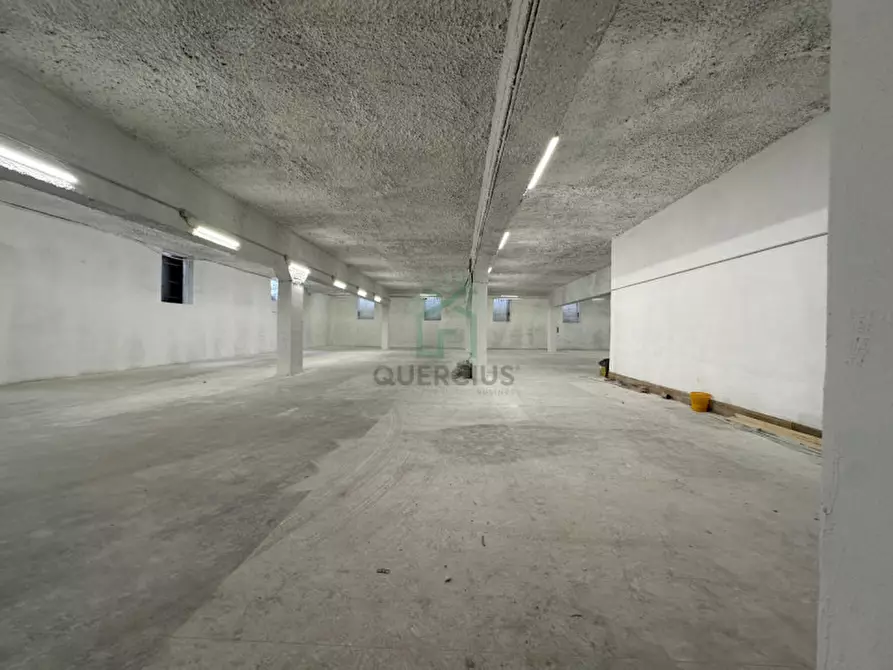 Immagine 11 di Capannone industriale in vendita  in Via Angelo Messedaglia a Verona