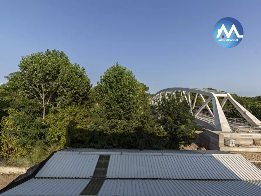 Immagine 5 di Appartamento in vendita  in via fossombrone a Pesaro