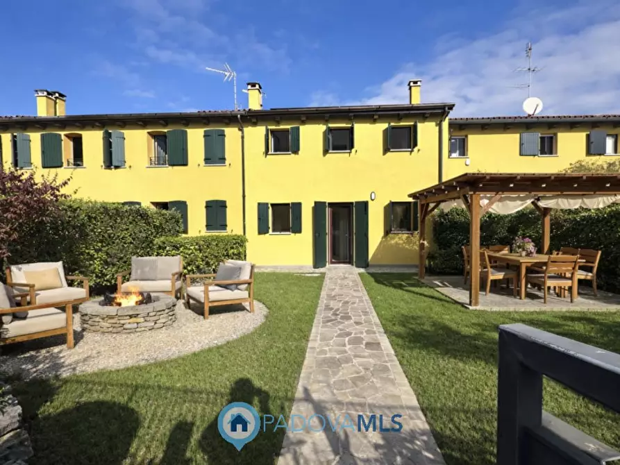 Immagine 5 di Villetta a schiera in vendita  in Lungargine Brusegana a Padova