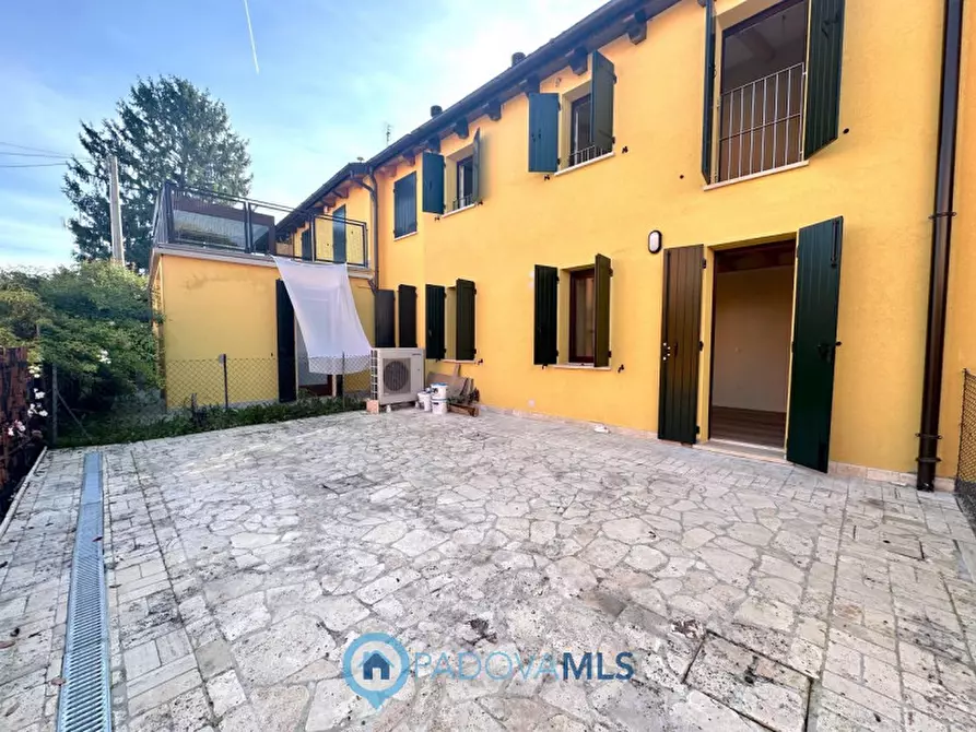 Immagine 29 di Villetta a schiera in vendita  in Lungargine Brusegana a Padova