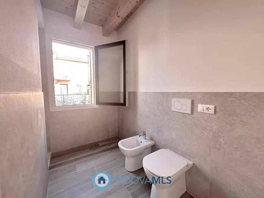 Immagine 30 di Villetta a schiera in vendita  in Lungargine Brusegana a Padova