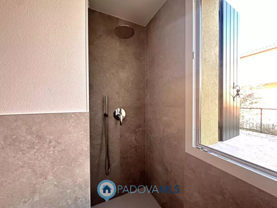 Immagine 33 di Villetta a schiera in vendita  in Lungargine Brusegana a Padova