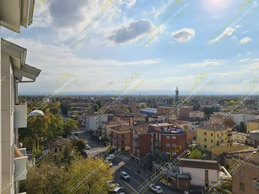 Immagine 10 di Appartamento in vendita  in Strada Morane 275 a Modena