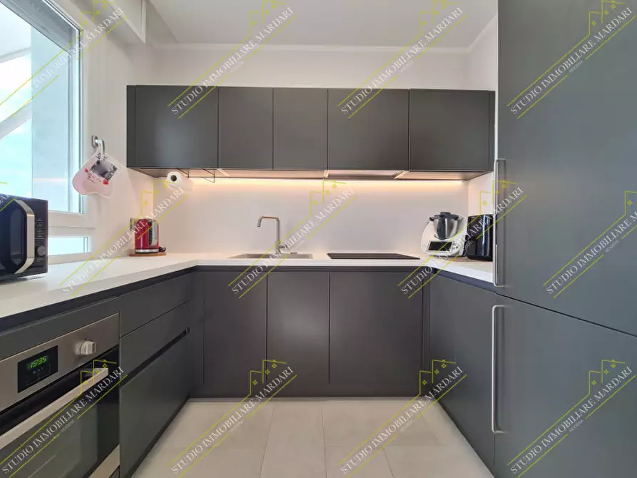 Immagine 14 di Appartamento in vendita  in Strada Morane 275 a Modena