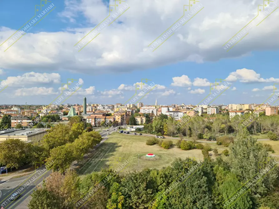 Immagine 30 di Appartamento in vendita  in Strada Morane 275 a Modena