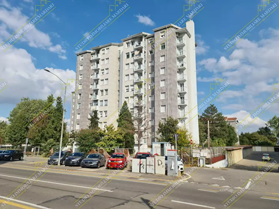 Immagine 33 di Appartamento in vendita  in Strada Morane 275 a Modena