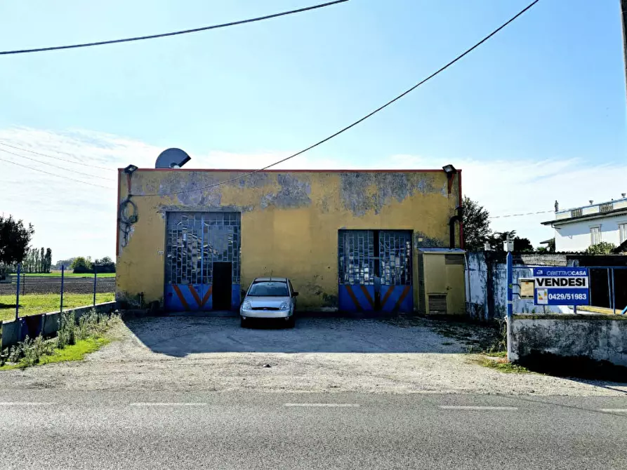 Immagine 1 di Laboratorio in vendita  in VIA VENTOTTO APRILE a Solesino