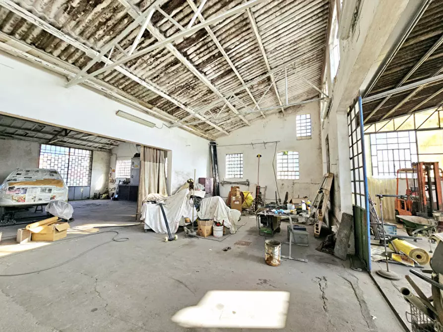 Immagine 2 di Laboratorio in vendita  in VIA VENTOTTO APRILE a Solesino