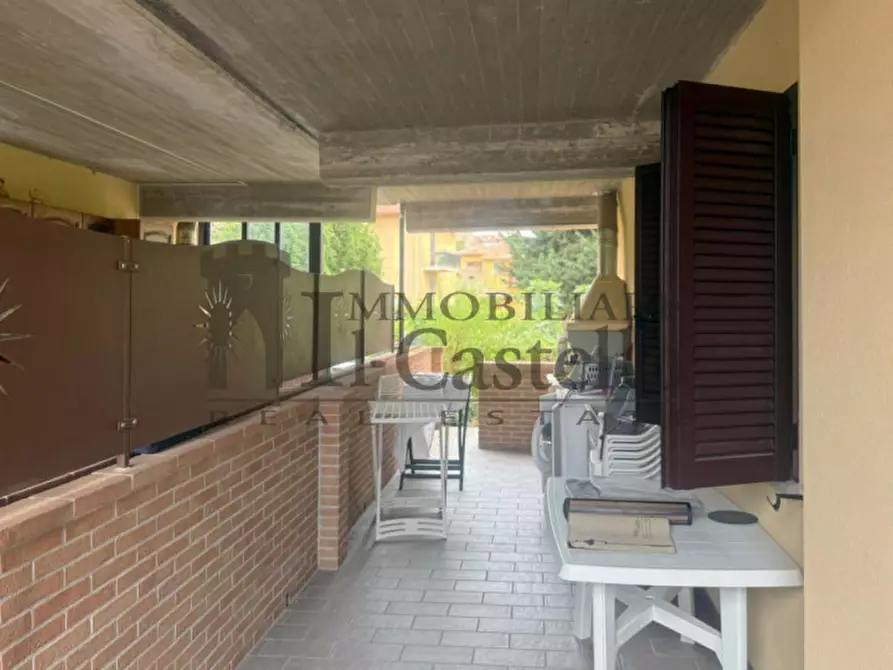 Immagine 2 di Appartamento in vendita  a Castiglione Del Lago