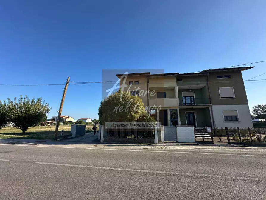 Immagine 2 di Casa bifamiliare in vendita  in Via Sant'Antonio a Cittadella