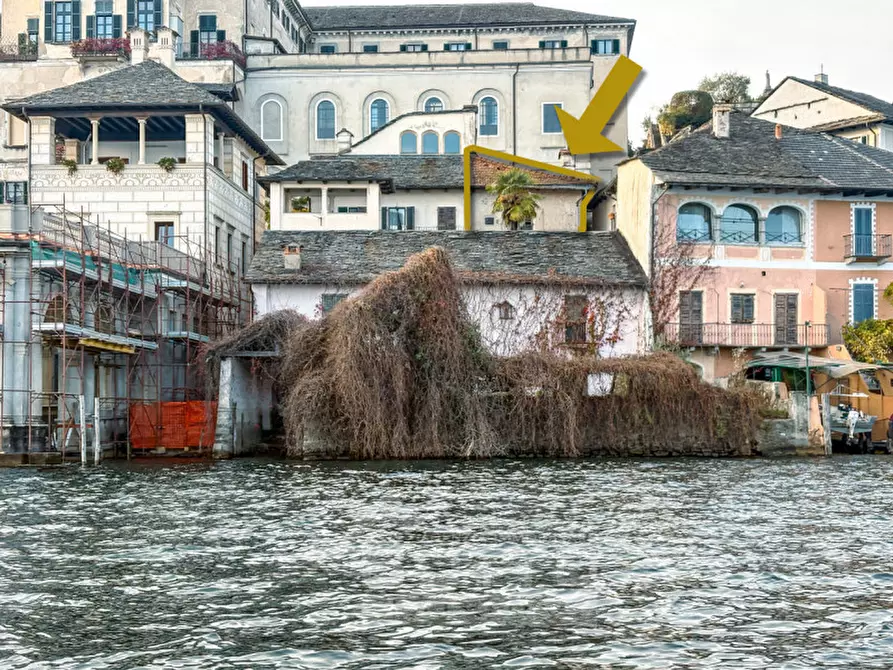 Immagine 2 di Villetta a schiera in vendita  in isola san giulio a Orta San Giulio