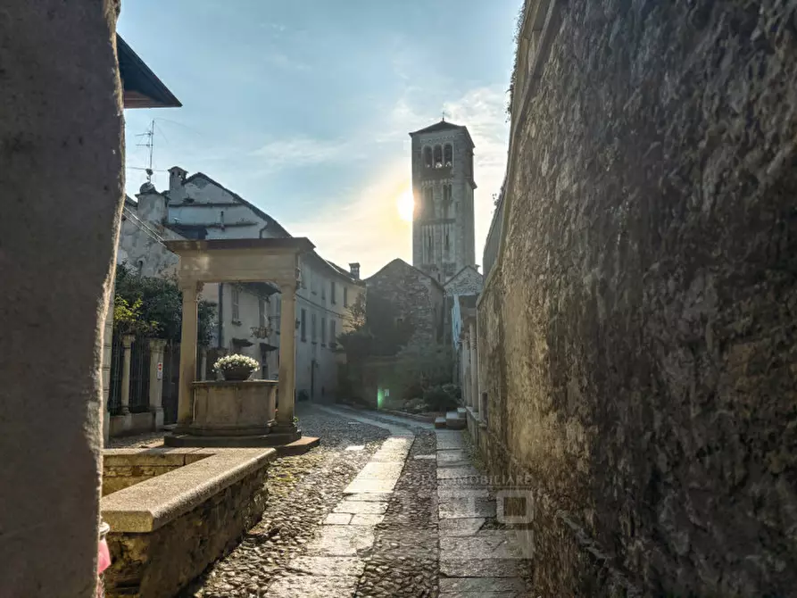 Immagine 25 di Villetta a schiera in vendita  in isola san giulio a Orta San Giulio
