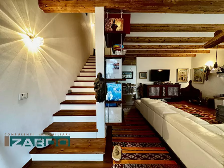 Immagine 7 di Casa bifamiliare in vendita  a Loria