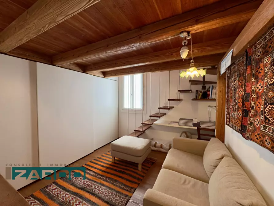 Immagine 9 di Casa bifamiliare in vendita  a Loria