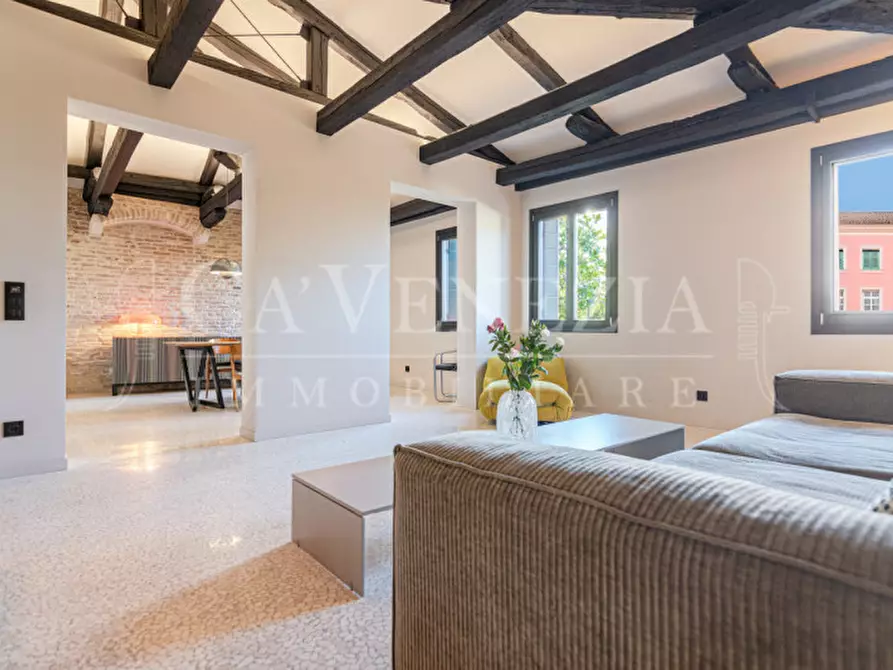 Immagine 8 di Appartamento in vendita  a Venezia