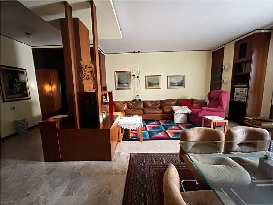 Immagine 8 di Appartamento in vendita  in Piazza Alcide De Gasperi, 22 a Padova