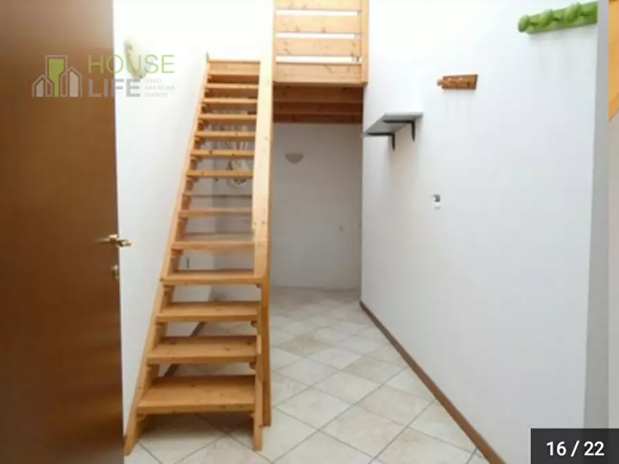 Immagine 12 di Appartamento in vendita  in via Martiri della Libertà a Santorso