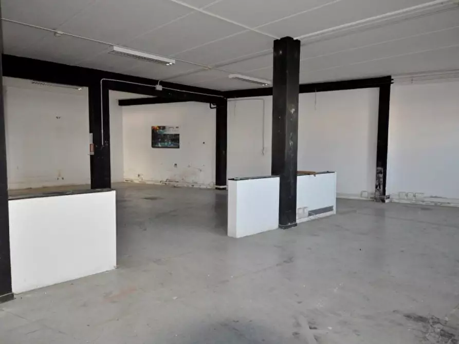 Immagine 3 di Laboratorio in vendita  in via Poggilupi a Terranuova Bracciolini