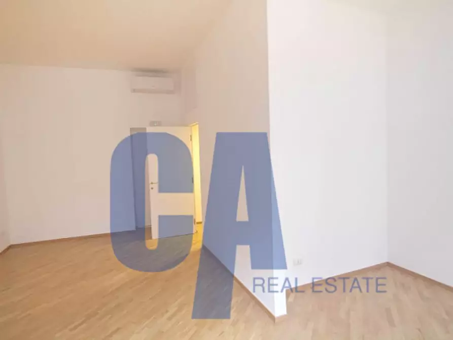 Immagine 1 di Ufficio in affitto  in LARGO AUGUSTO a Milano