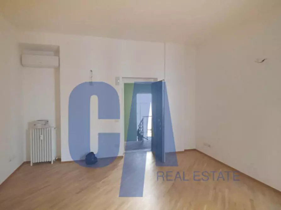 Immagine 6 di Ufficio in affitto  in LARGO AUGUSTO a Milano