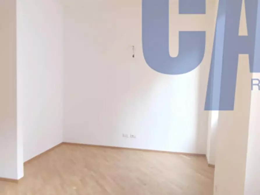 Immagine 11 di Ufficio in affitto  in LARGO AUGUSTO a Milano