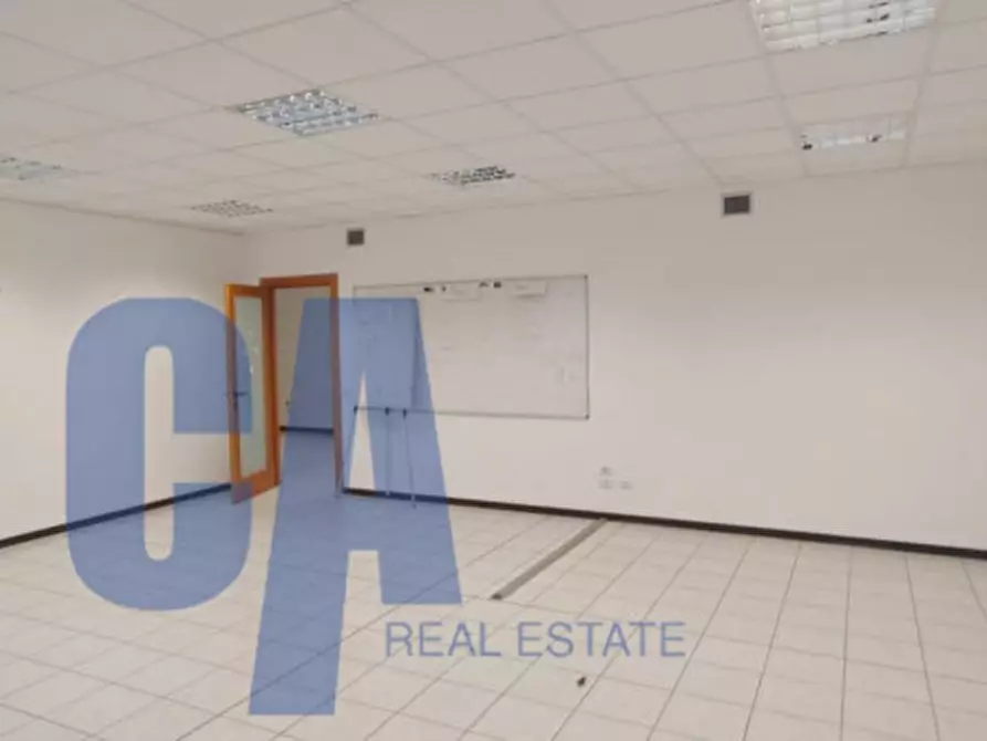 Immagine 5 di Ufficio in affitto  in VIA BURONA a Vimodrone